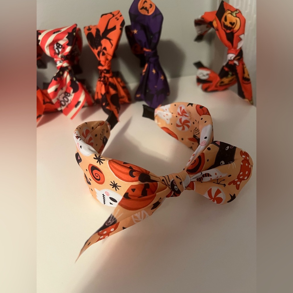 6-Piece Women’s Halloween Headband Set - Picture 8 of 9
